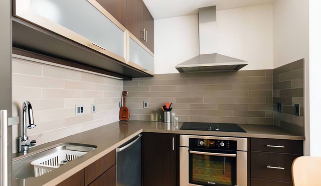 Central 1-bedroom condo in vibrant San Francisco Downtown in San Francisco