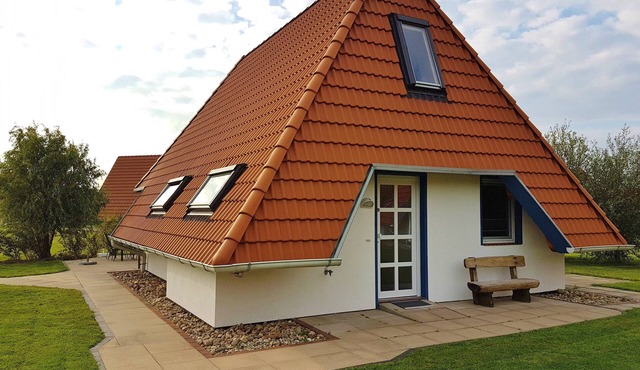 Comfortable 4-star level house directly on the North Sea dike, family friendly in Wremen