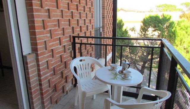 Cozy apartment with terrace in Bibione