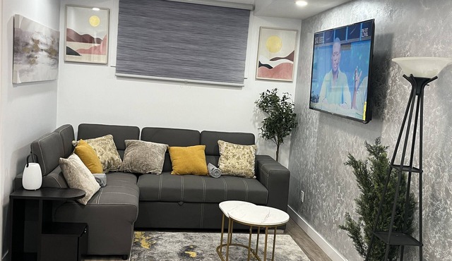 Cozy Guest Suite in Leduc AB|11 mins to YEG Airport|Netflix| Cable| Free Parking in Leduc
