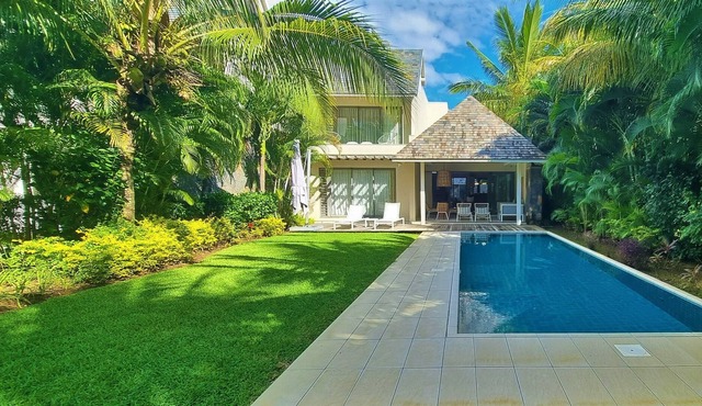 Deluxe 3-Bedroom Villa with Private Pool at Anahita Golf Resort in Beau Champ