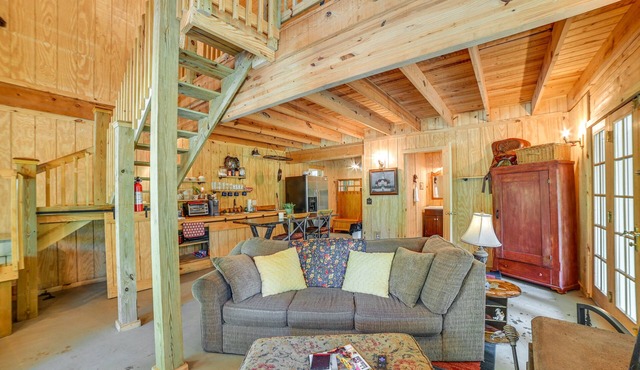 Dover Vacation Rental w/Hot Tub & Horse Pastures in Dover