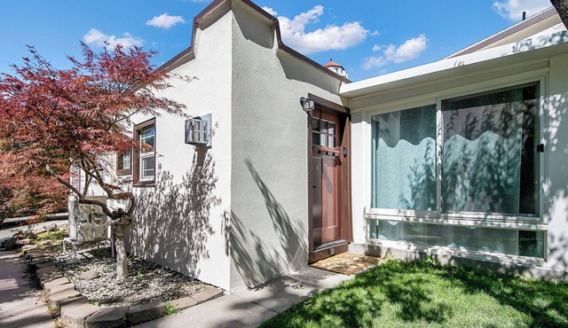 Earthy Pearl - 1 Bedroom Suite @ the Boise Depot in Boise