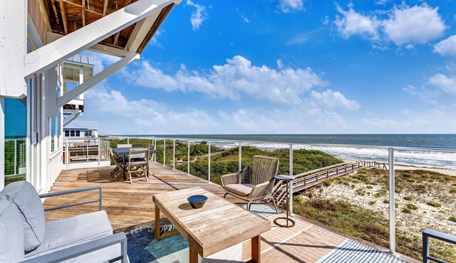 Egret - 8 Bedroom, Beach Front, Plantation Home with Elevator, Private Pool, Hot Tub, amazing views.