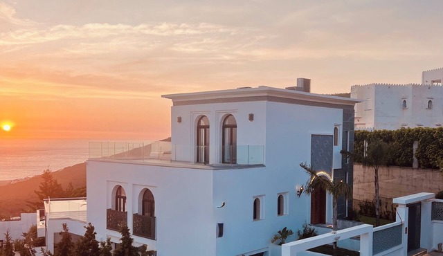 Elegant Sea View Villa 5BR, Salt Pool, Tangier Escape in Mediouna Tangier