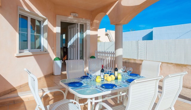ESPAIOSA - House with terrace in Sa Rapita. Free WiFi in Sa Ràpita