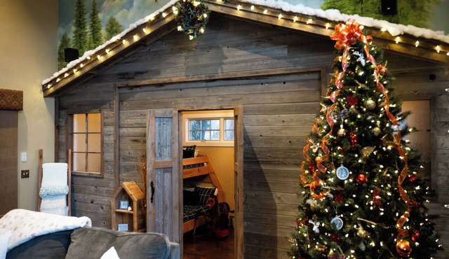 Festive Bigfork Estate | Ping Pong & Foosball w/Flathead River Views in Bigfork