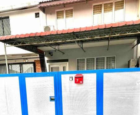 Free & Easy Leisure Homestay in Batu Caves