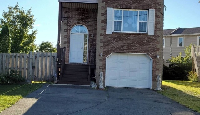 Full 4 bedrooms single house at Halifax Peninsula in Halifax