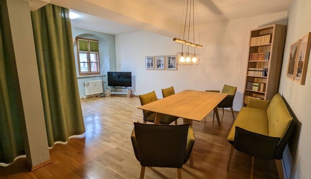 Holiday Apartment "Am Markt" with Wi-Fi in Weimar