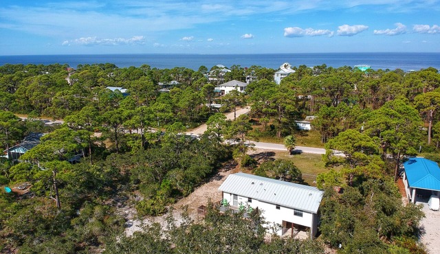 Isle Be Back!: 3 BR, 2 BA Cottage in St. George Island, Sleeps 6