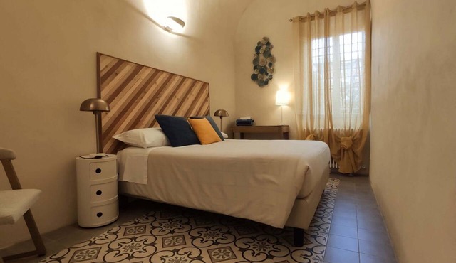 Lo Strullo - Ground Floor Suite in Pisa
