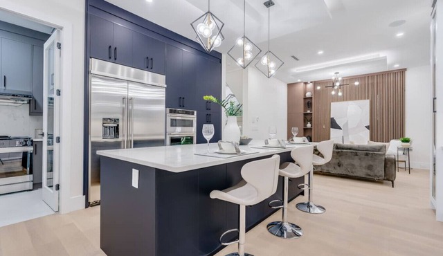 Luxury 5BR Home | 5 Full Baths | Near Morgan Golf in Surrey