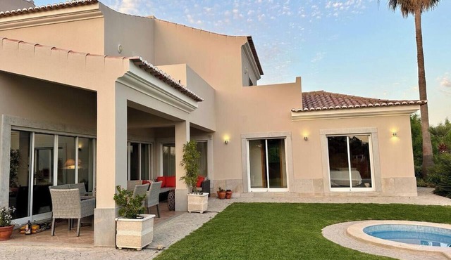 Luxury Villa close to Tavira and beach with sea views and peaceful rural setting in Santo Estevao