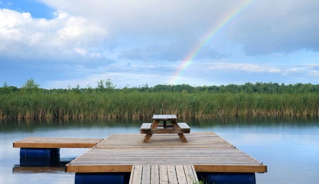 Private 34 acre Retreat wt Farmhouse | Hottub | Bunkie | Trails in Kawartha Lakes