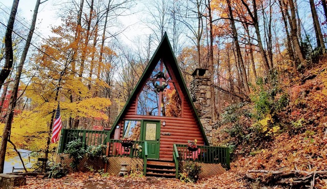 PROMO FOR WEEKLY STAY OF 5% Kozy Creek only 2 minutes from Ski Resort in Gatlinburg