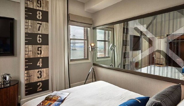 Queen Room with Direct Bay Bridge Views + Free Breakfast & Pet-Friendly in San Francisco
