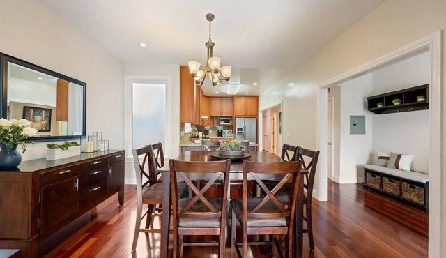 Refined 3BR Retreat in the Heart of Inner Richmond, Near Presidio, Golden Gate Park & Clement Street in San Francisco