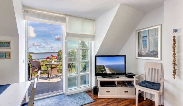 Residenz am Balmer See, apartment 62 with sauna, wellness & private parking space in Balm