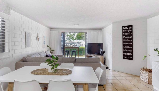 Riverview 1 River Marina Views Apt in Mooloolaba