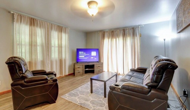 Rustic Dover Private Getaway Near Lake! in Dover
