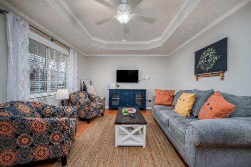 Single-Story Manchester Home Close to Parks! in Manchester