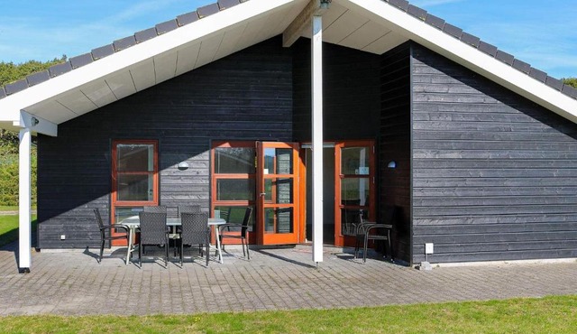Spacious Holiday Home in Storvorde Jutland with Sauna in Egense