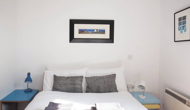 Spacious, modern 2-bed in Temple Bar with views across the City in Dublin