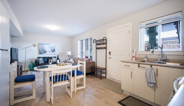 Stay at our comfy corner! in Surrey
