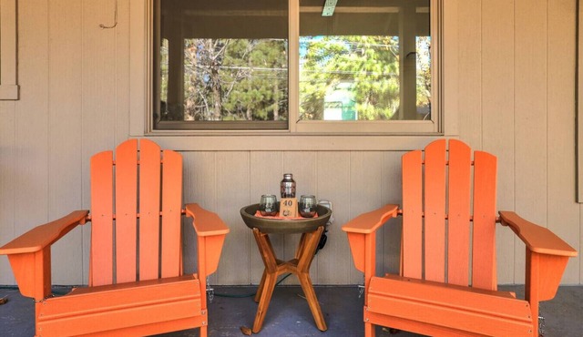 Steller’s Jay Getaway - Pet Friendly in City of SLT in South Lake Tahoe