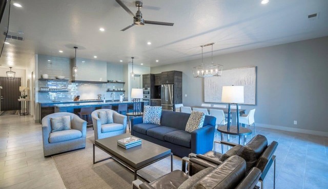 Steps to the Pool | Private Hot Tub | Red Rock Views | Arcadia #4 in Santa Clara