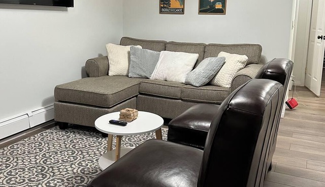 Suite in beautiful Jasper National Park. Mountains, wildlife and more! in Jasper