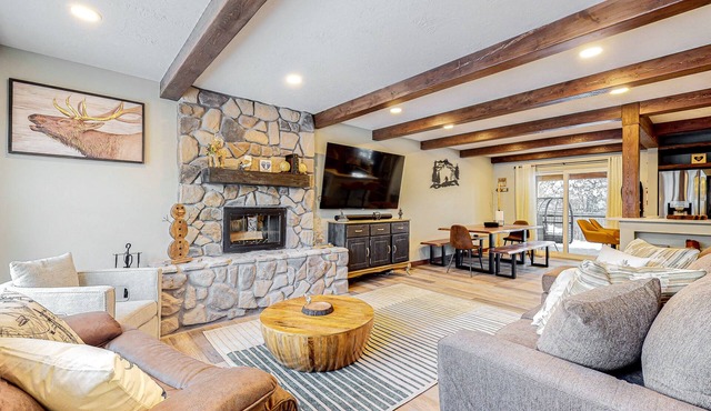 Summer in Park City, Dog Friendly, Game Room, Hot Tub, Grill, Playground in Park City
