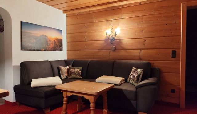 Talblick Vacation Rental, 53 square meters, balcony, kitchen, Wi-Fi in Ruhpolding