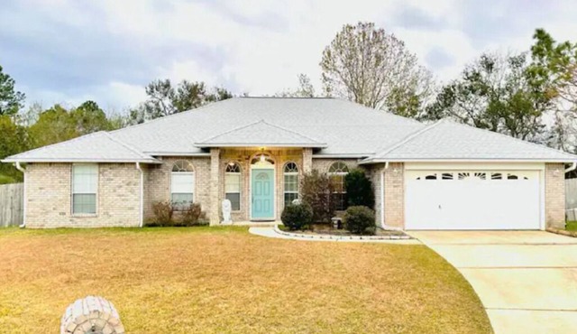 The Spacious Stay in a Tranquil Cul-de-Sac in Pensacola