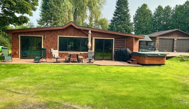 Trout Hollow Waterfront Cabin 2 BR, Sleeps 6, Riverfront Hottub Traverse City Mi in Traverse City
