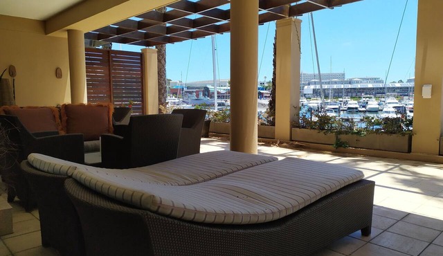 V&a Waterfront Marina Yacht Basin - 3 Bedrooms in Cape Town