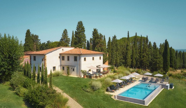 Villa Centia, in the heart of Tuscany with stunning views over SanGimignano in Toscana