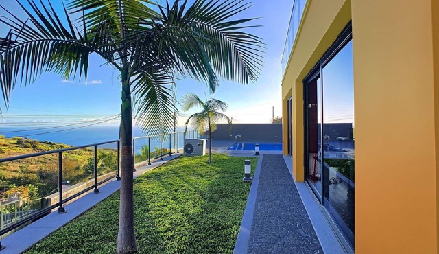 Villa Serramar by LovelyStay in Estreito da Calheta