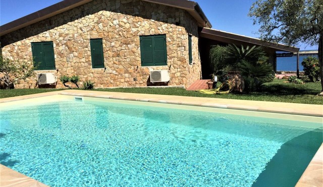 Villa Smeraldo – Private Sea Access & Private Pool in Cefalù