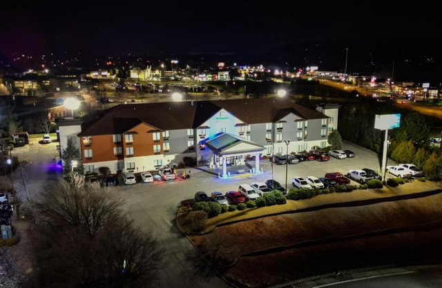 Holiday Inn Express Hotel Exit Ihg 
