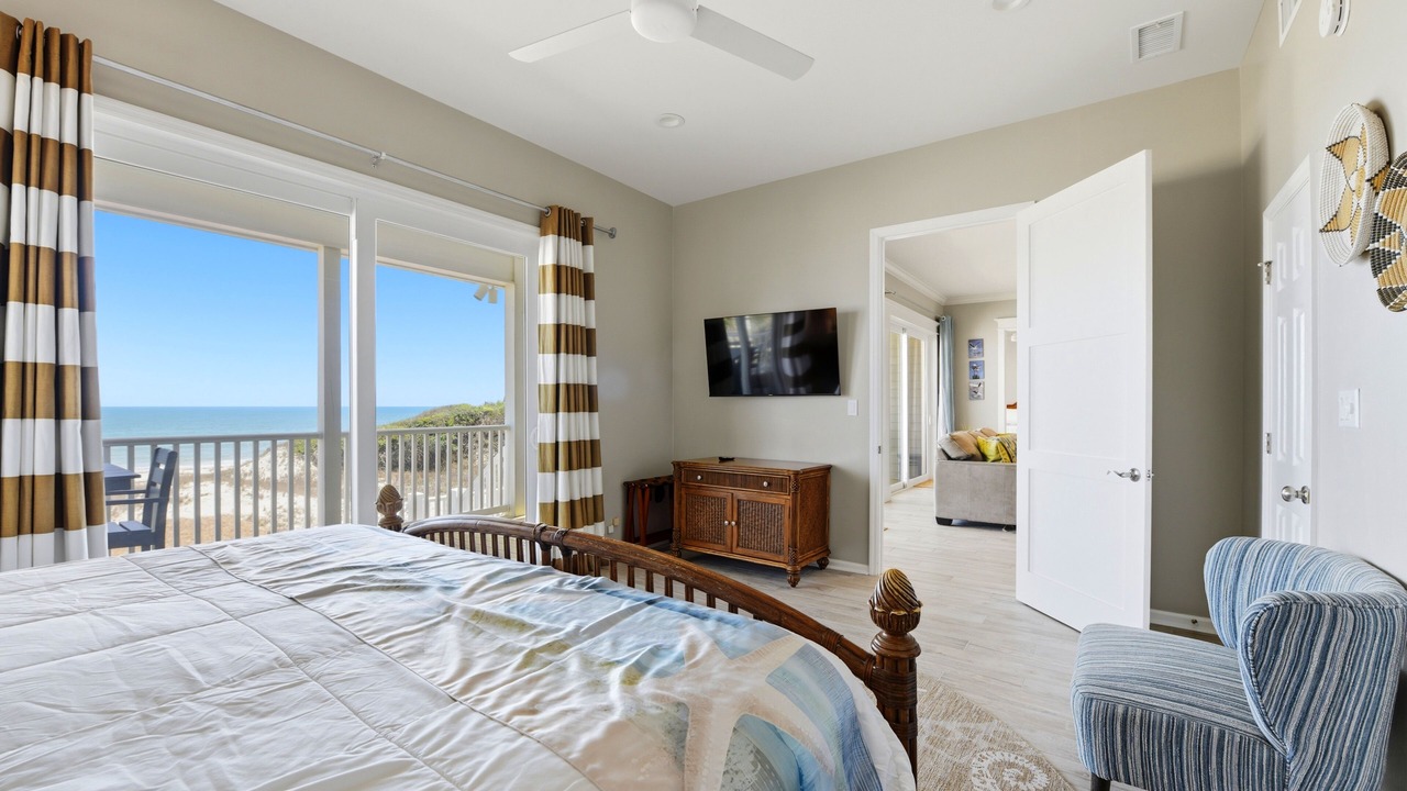 Photo of Bedroom in Sea Palm Village