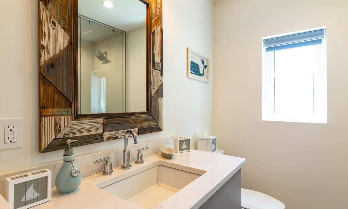 Photo of Bathroom in Butler Beach