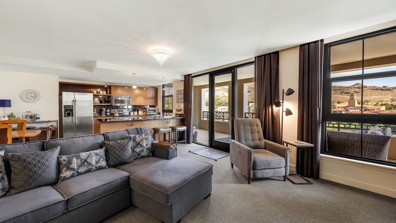 Photo of Livingroom in Lake Las Vegas