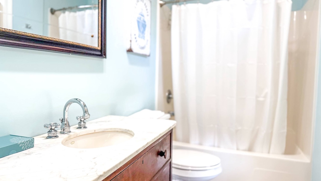 Photo of Bathroom in Plantation