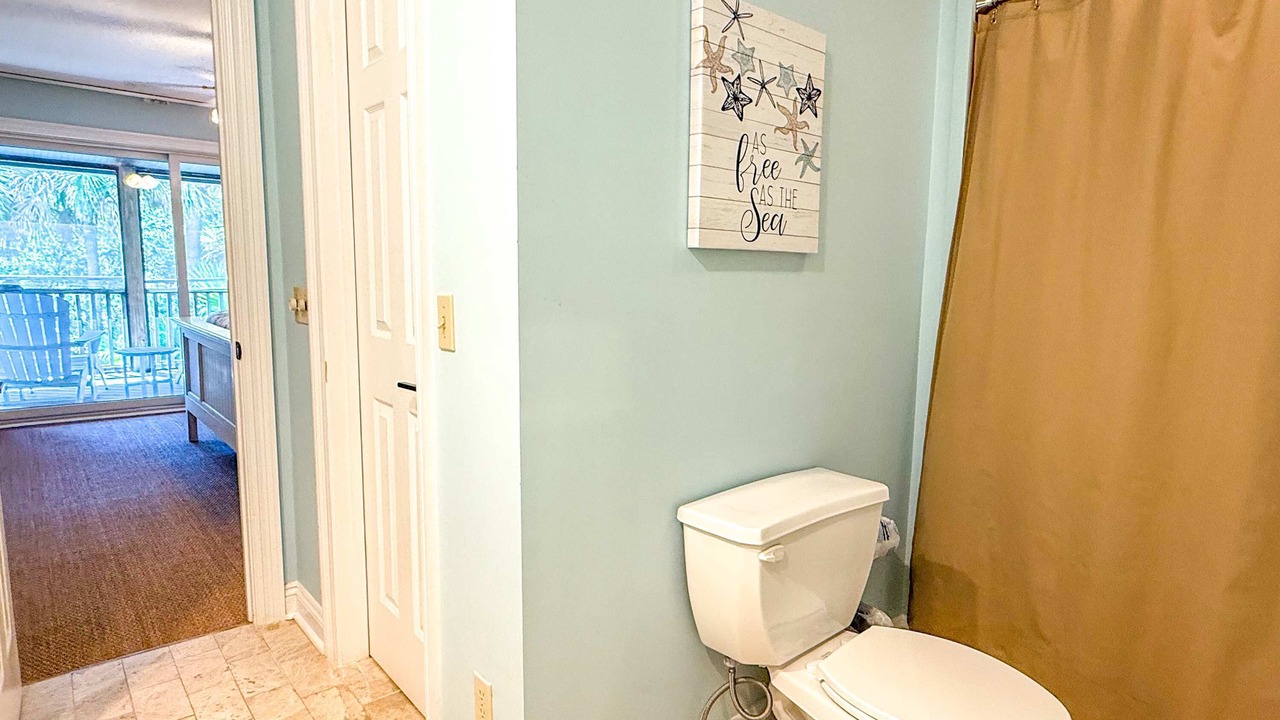 Photo of Bathroom in Plantation