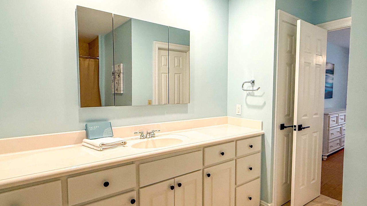 Photo of Bathroom in Plantation