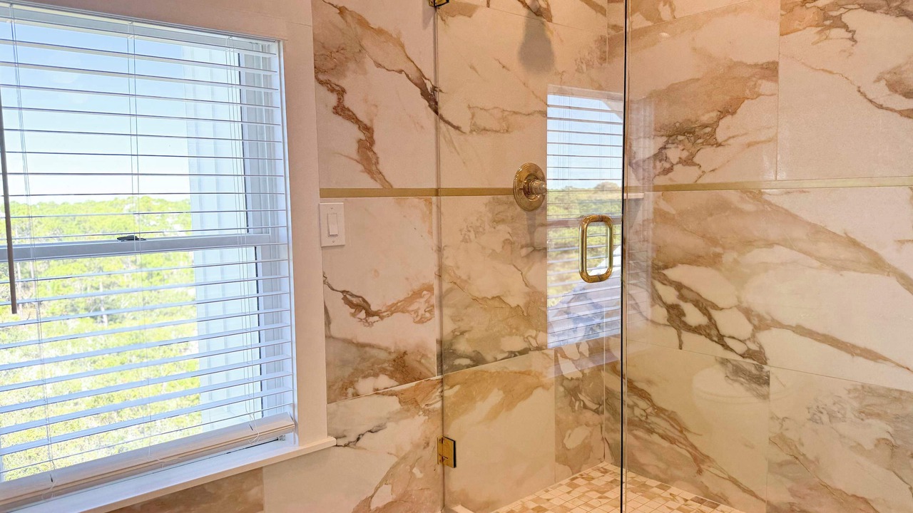 Photo of Bathroom in Plantation