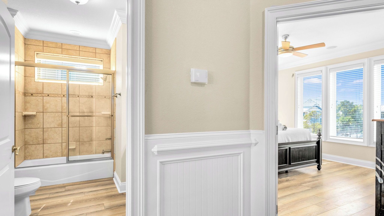 Photo of Bathroom in Plantation