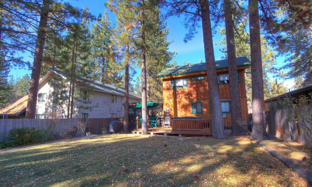 Photo of Others in Al Tahoe